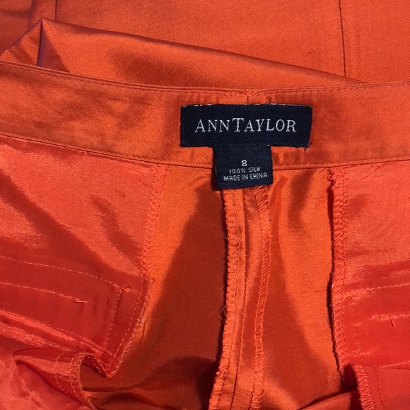 Sleeveless tailored blouse and lined pants - Picture 4 of 4